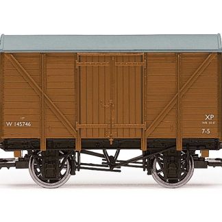 R60026 - 7 Lowe & Warwick Plank Wagon No.42